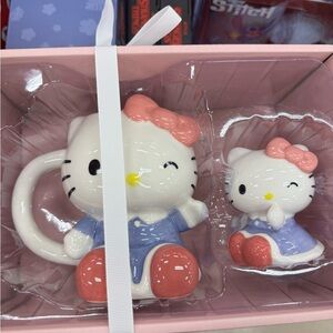New hello kitty set